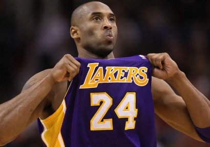 Kobe Brayantın daha bir forması hərracda satıldı