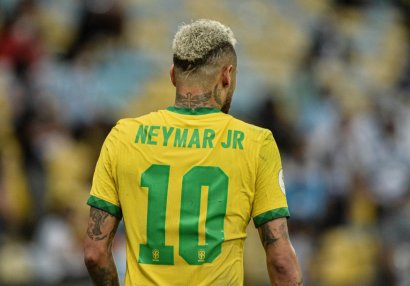 Neymar oynamaq arzusunda olduğu komandanın adını açıqladı