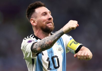 Messi Amerika Kubokunda qızıl buts geyinəcək - FOTO