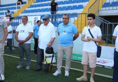 ETOPAZ-ın dəstəyi ilə Elnur Əşrəfoğlunun 50 illik yubileyinə həsr olunmuş futbol matçı keçirildi