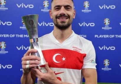 Müdafiəçi dubl etdi, Avstriya - Türkiyə matçının ən yaxşı oyunçusu oldu