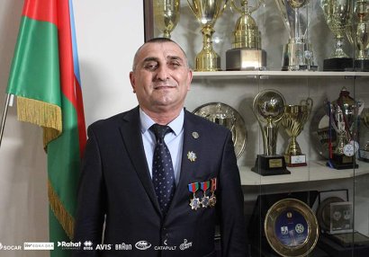 “Neftçi”nin məşqçisi “Böyük Zəfər” xatirə medalı ilə təltif olundu