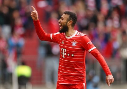 "Bayern Münhen"in müdafiəçisi London klubuna keçməyə yaxındır