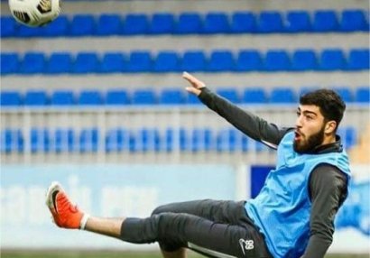 I Liqa klubunda növbəti ayrılıq