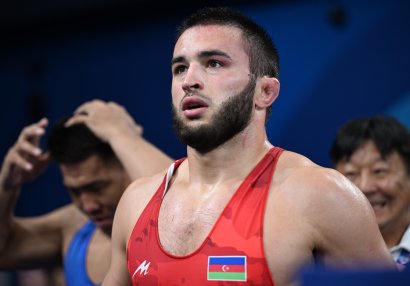 Paris-2024: Nurmaqomedov 1/4 finalda uduzdu