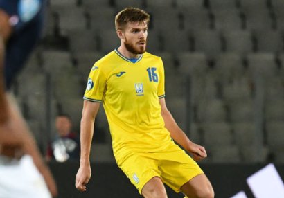Ukrayna millisinin üzvü "Trabzonspor"da - RƏSMİ