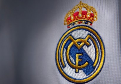 "Real Madrid" üçüncü formasını təqdim etdi - FOTO