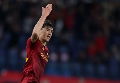 "Roma" özbək hücumçunu MLS klubuna satır