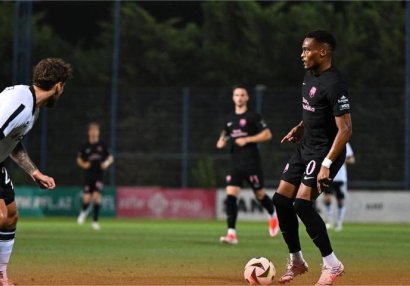 Almaniyalı futbolçu Azərbaycanda yubiley qolunu vurdu
