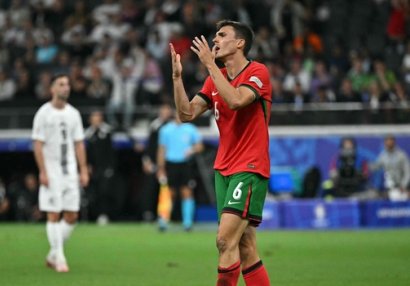 "Komanda yoldaşlarım mənə deyiblər ki..." - "Bayern Münhen"in yeni transferi