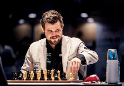 Maqnus Karlsen dünya çempionu oldu