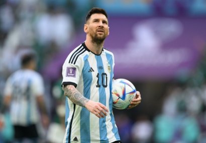 "Uşaq kimi sevinirəm" - Lionel Messi
