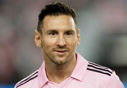 Tarixdə Messi kimi iki futbolçu olub
