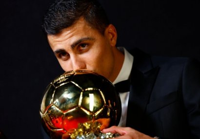 "17 yaşım olanda futboldan getmək istəyirdim" - Rodri karyerasının ən önəmli anından danışdı