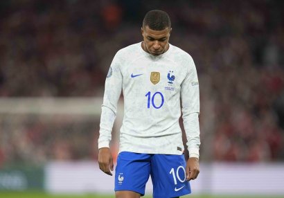 "Mbappe çətin vəziyyətdədir, onu dəstəkləyirəm" - Didye Deşam
