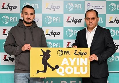 Oktyabrın ən yaxşı qolunun müəllifləri mükafatlandırıldı