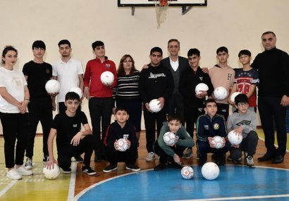AFFA rəsmiləri Xüsusi İnternat Məktəbinin şagirdləri ilə görüşdülər