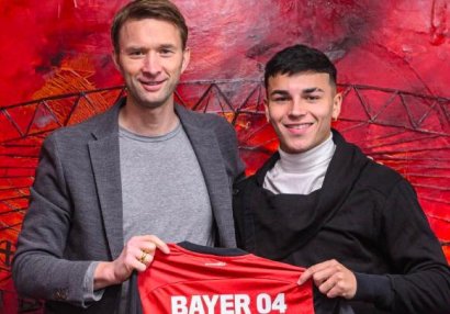 "Bayer Leverkuzen" yeni hücumçu transfer etdi - RƏSMİ