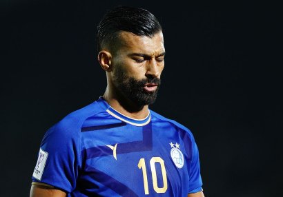 Qadın azarkeşi qucaqlayan futbolçu yarım milyard cərimələndi