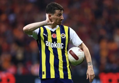 "Fənərbağça"nın futbolçusunun əli sındı