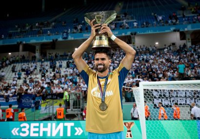 Braziliya klubu "Zenit"in futbolçusunu havayı istəyir