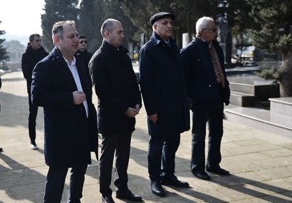 Rövşən Nəcəf tapşırıq verdi - Tofiq Bəhramovun xatirəsinə həsr olunmuş tədbirlər keçiriləcək