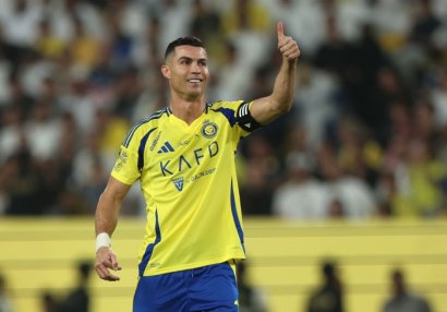Ronaldudan yeni rekord - Futbol tarixində bunu yalnız o bacarıb