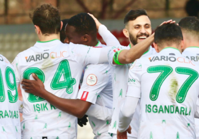 Vüsal İsgəndərli baş məşqçisiz qaldı