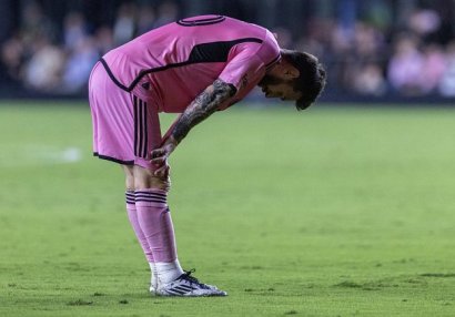 Messi "Sportinq"lə oyuna çıxmaqdan imtina etdi - SƏBƏB