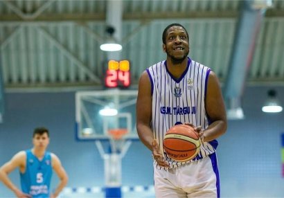 NTD amerikalı basketbolçu ilə gücləndi
