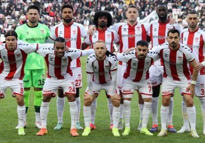 FİFA-dan Super Liqa təmsilçisinə qadağa