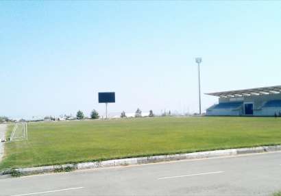 "Şəmkir" stadionun oy örtüyünü yeniləyir - VİDEO