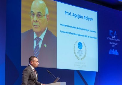 Ağacan Abiyevə "Olimpiya Çələngi" mükafatı verildi