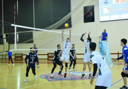 Lider "Gənclər"i asanlıqla yendi