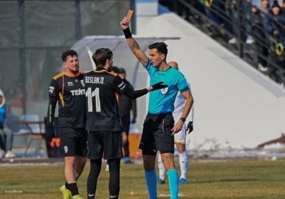 Azərbaycan millisinin sabiq futbolçusu 4 oyunluq diskvalifikasiya edildi