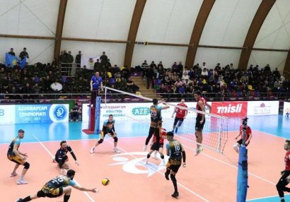 "Azərreyl" MOİK-i, "Neftçi" "Gənclər"i yendi