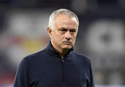 "Fənərbağça" Mourinyu ilə bağlı qərarını verdi