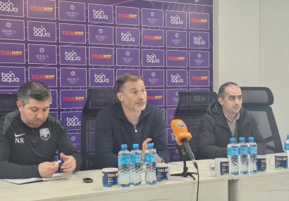 "Yerli futbolçulara qarşı antipatiyam yoxdur" - Vasili Berezutski