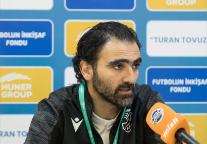 "Bu arada fasilə bizim üçün yaxşı oldu" - Vaqif Cavadov