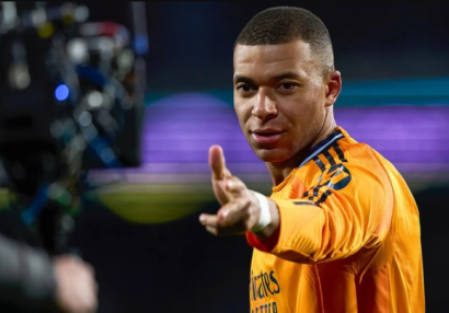 "Əl-Xelaifinin əlini sıxardım" - Kilian Mbappe