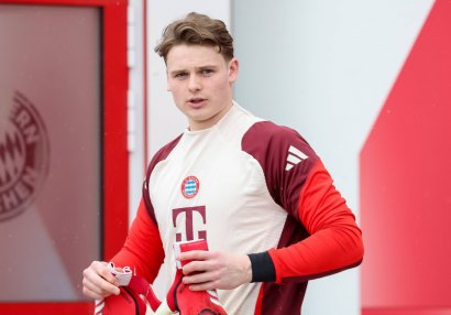 "Bayern Münhen"in qapıçısı zədələndi