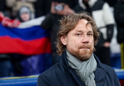 Karpin niyə hokkeyi yox, futbolu seçib? - Özü açıqladı