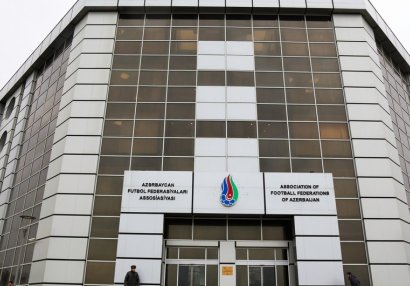 Hakimi təhqir edən baş məşqçi 5 oyunluq diskvalifikasiya edildi
