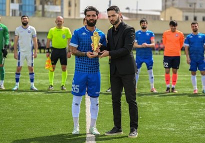 "Qusar"ın futbolçusu mükafatlandırıldı