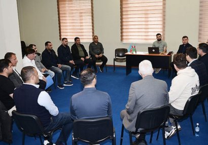 AFFA-da akademiyaların texniki direktor və koordinatorları ilə görüş keçirilib