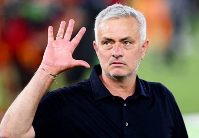 Mourinyu "Fənərbağça"da qalıb-qalmayacağı ilə bağlı suala belə cavab verdi