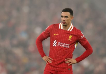 Aleksander-Arnold "Liverpul"dan ayrılacağını bəyan etdi