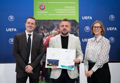 "Qarabağ" rəsmisi UEFA Akademiyasının kursuna qatıldı
