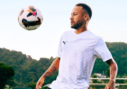 Neymar 1 milyonluq yeni avtomobilini göstərdi - FOTO
