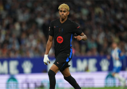 Lamin Yamal İspaniya futbolunun tarixinə düşdü